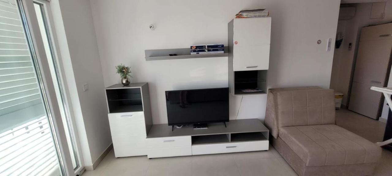 San Apartment *
