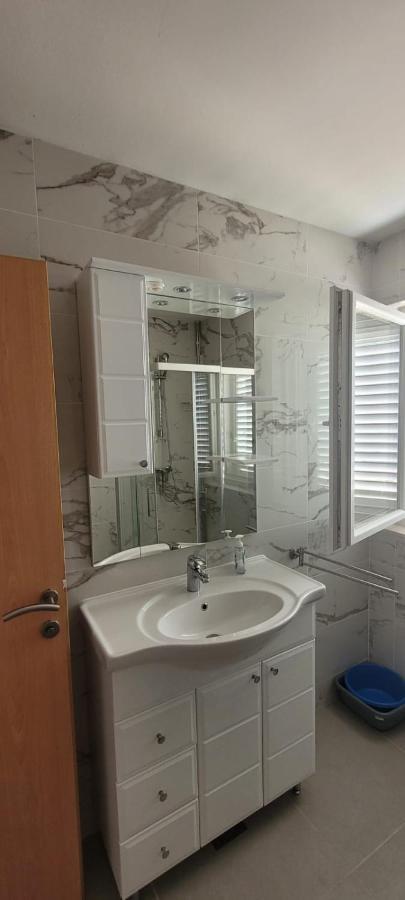 San Apartment Loviste