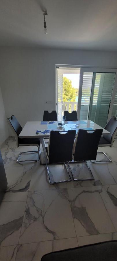 Apartment San Lovište